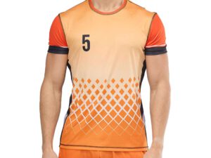 T-shirt sportiva elasticizzata da uomo arancione con grafica sublimata e numero personalizzato, comfort traspirante firmato AMGS Group.